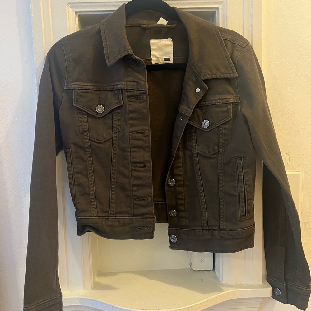 Levi’s Olive Green Cropped Denim Jacket
